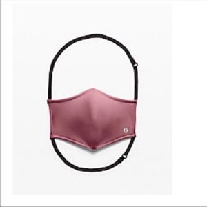 lululemon face mask plumful new!